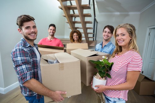 Removal van service in Whitechapel for local home moves